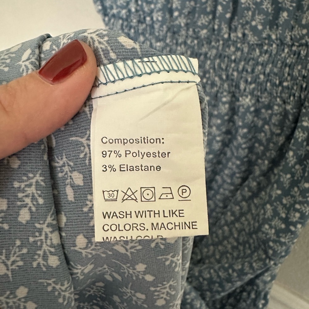 Chic Blue Floral Maxi Dress - Picture 3 of 5